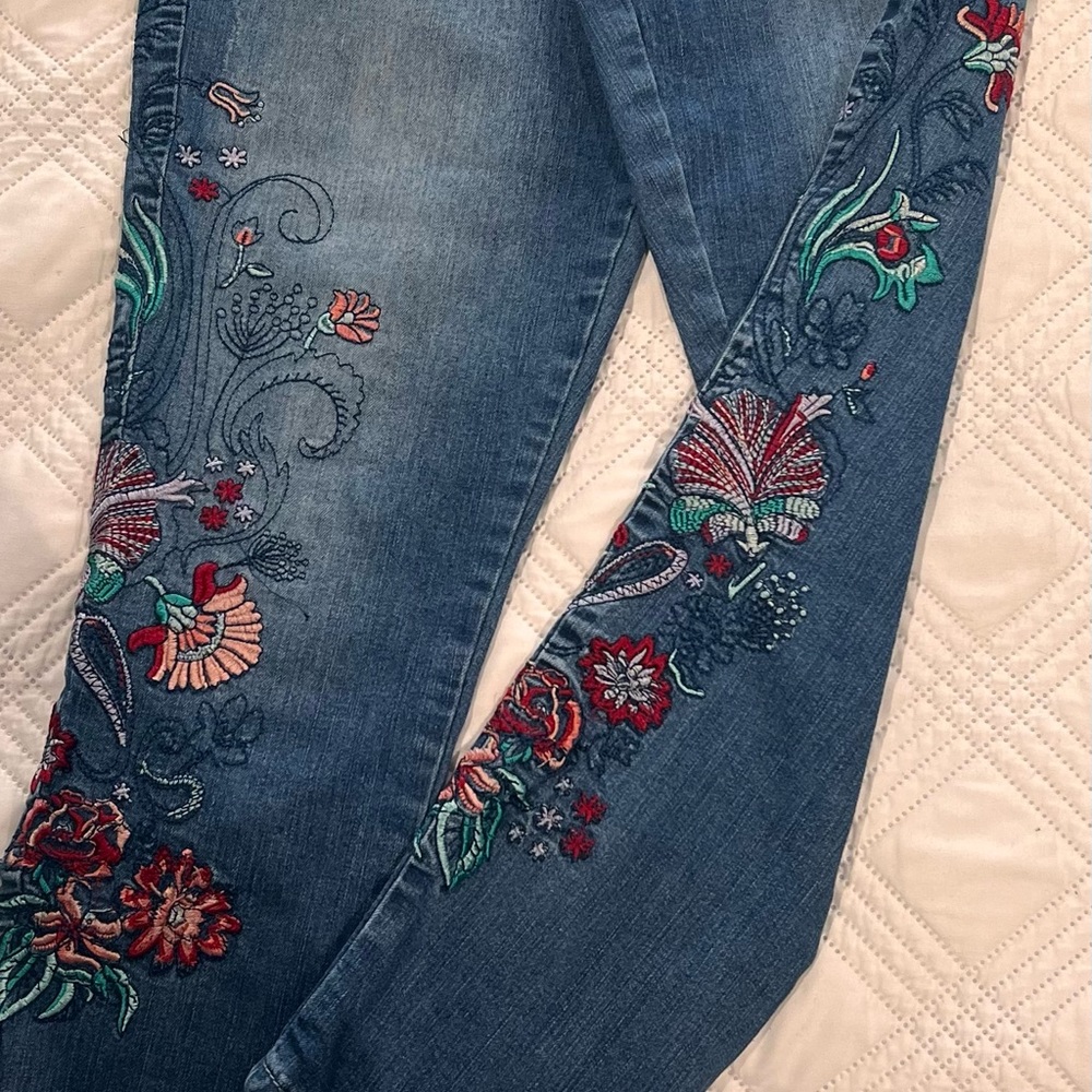 Seven skinny ankle embroidery jeans